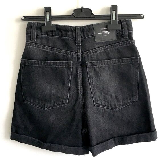 STRADIVARIUS High Waisted Mid-Thigh Denim Shorts - Picture 3 of 5